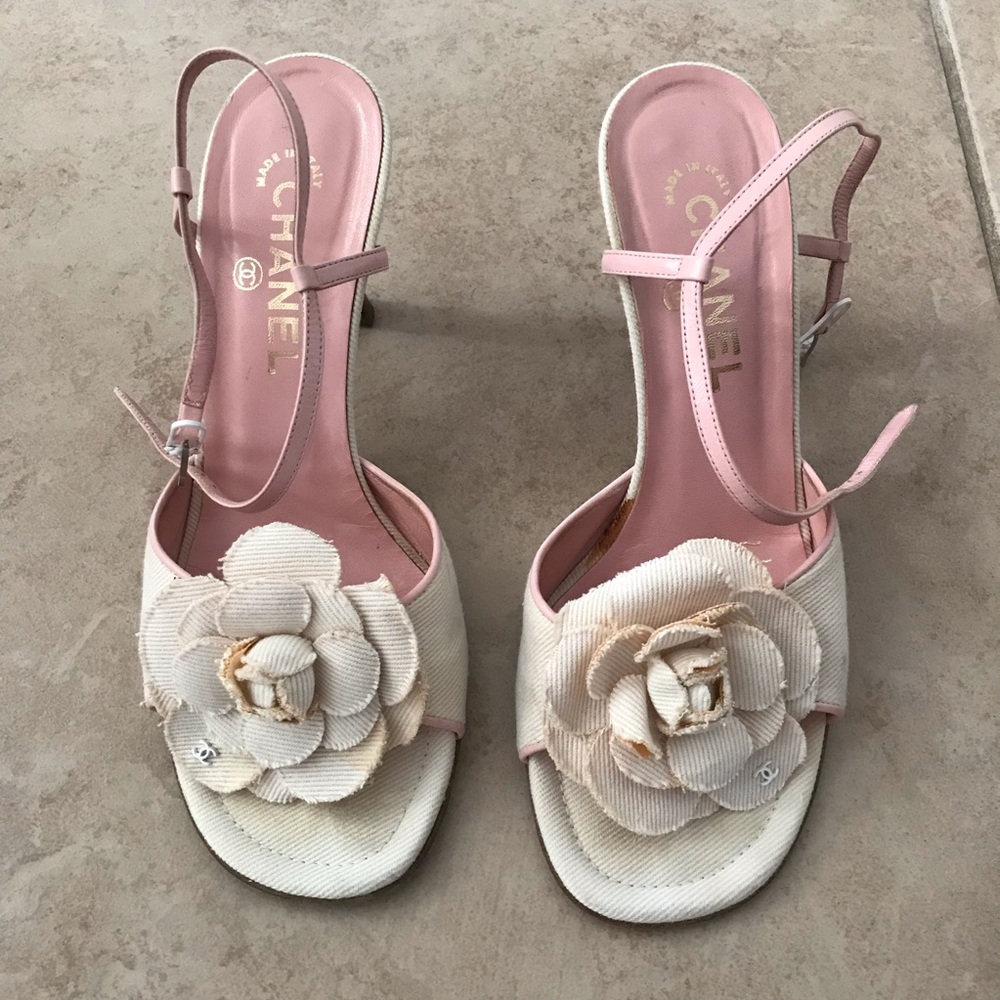 White Chanel florals sandals